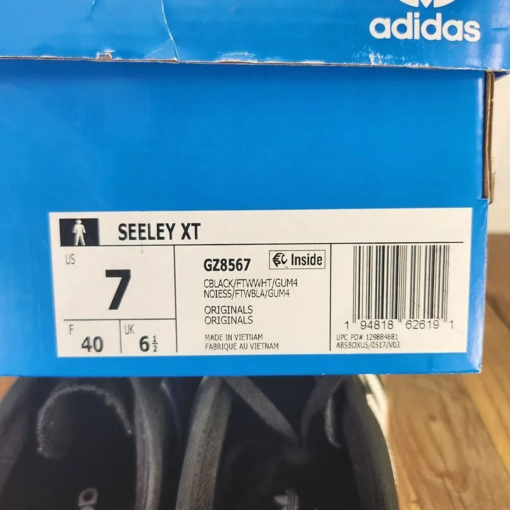 Adidas Originals Seeley XT Mens Size 7 Black White Gum Sole Skater Shoes GZ8567
